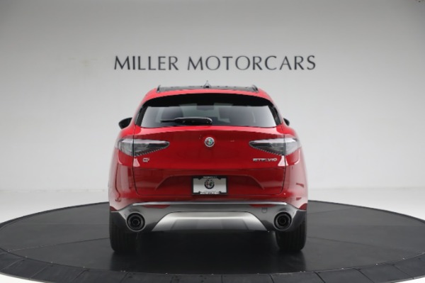 New 2024 Alfa Romeo Stelvio Ti for sale $53,920 at Alfa Romeo of Greenwich in Greenwich CT 06830 5