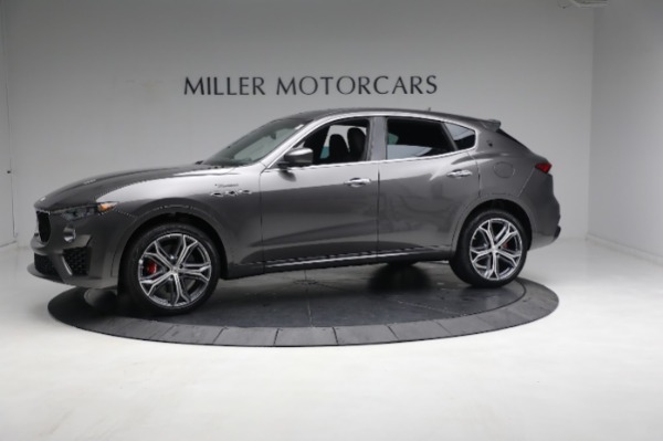 New 2023 Maserati Levante Modena for sale $101,989 at Alfa Romeo of Greenwich in Greenwich CT 06830 4