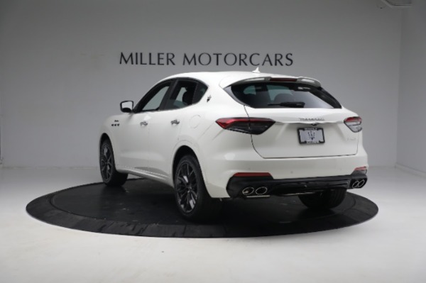New 2023 Maserati Levante Modena for sale $98,059 at Alfa Romeo of Greenwich in Greenwich CT 06830 10