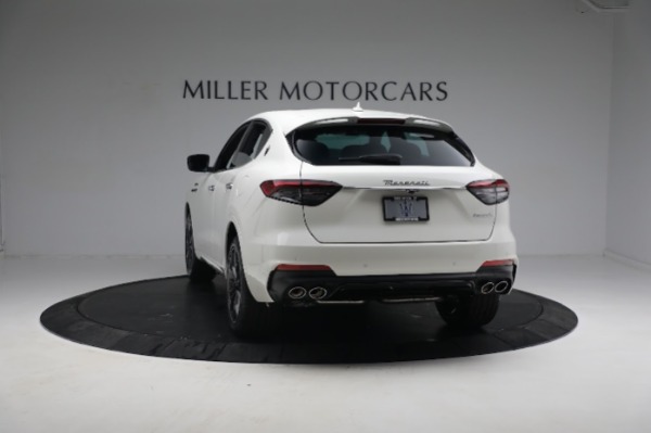 New 2023 Maserati Levante Modena for sale $98,059 at Alfa Romeo of Greenwich in Greenwich CT 06830 11