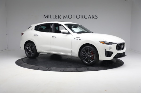 New 2023 Maserati Levante Modena for sale $98,059 at Alfa Romeo of Greenwich in Greenwich CT 06830 21