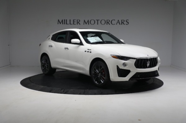 New 2023 Maserati Levante Modena for sale $98,059 at Alfa Romeo of Greenwich in Greenwich CT 06830 22