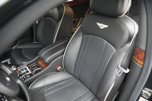 Used 2017 Bentley Mulsanne for sale $149,900 at Alfa Romeo of Greenwich in Greenwich CT 06830 22