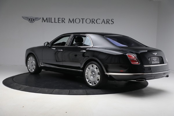 Used 2017 Bentley Mulsanne for sale $149,900 at Alfa Romeo of Greenwich in Greenwich CT 06830 7