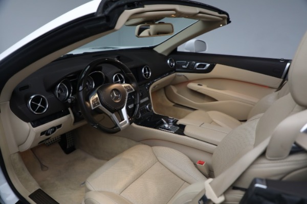 Used 2016 Mercedes-Benz SL-Class SL 400 for sale $44,900 at Alfa Romeo of Greenwich in Greenwich CT 06830 23