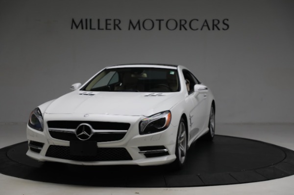 Used 2016 Mercedes-Benz SL-Class SL 400 for sale $44,900 at Alfa Romeo of Greenwich in Greenwich CT 06830 1