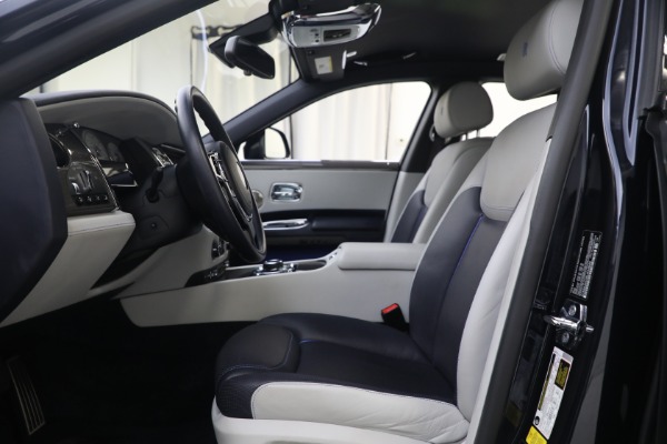Used 2019 Rolls-Royce Black Badge Ghost for sale $225,900 at Alfa Romeo of Greenwich in Greenwich CT 06830 16