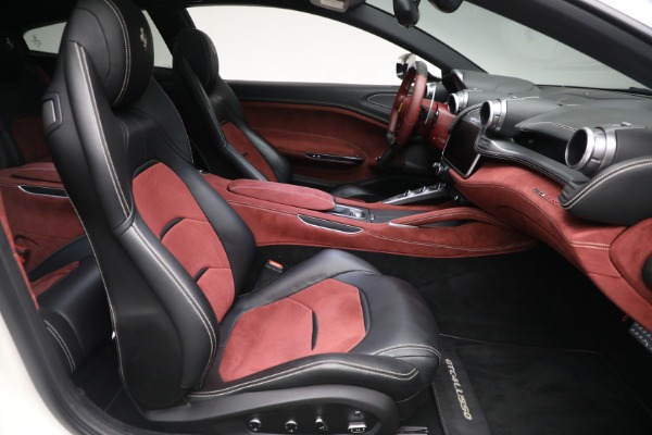 Used 2018 Ferrari GTC4Lusso for sale $225,900 at Alfa Romeo of Greenwich in Greenwich CT 06830 18