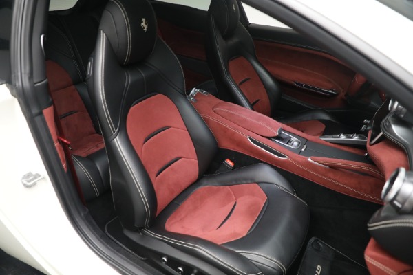 Used 2018 Ferrari GTC4Lusso for sale $225,900 at Alfa Romeo of Greenwich in Greenwich CT 06830 19