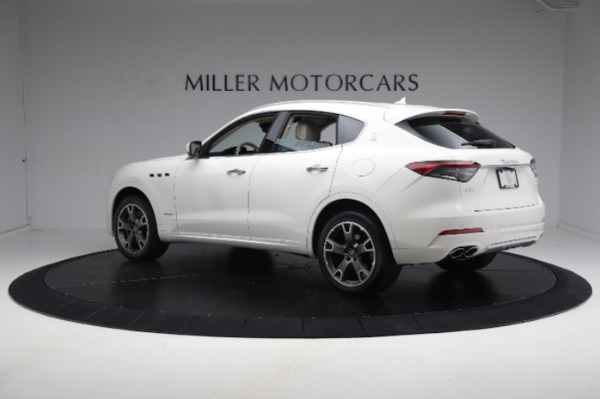 Used 2021 Maserati Levante S GranLusso for sale $62,900 at Alfa Romeo of Greenwich in Greenwich CT 06830 10