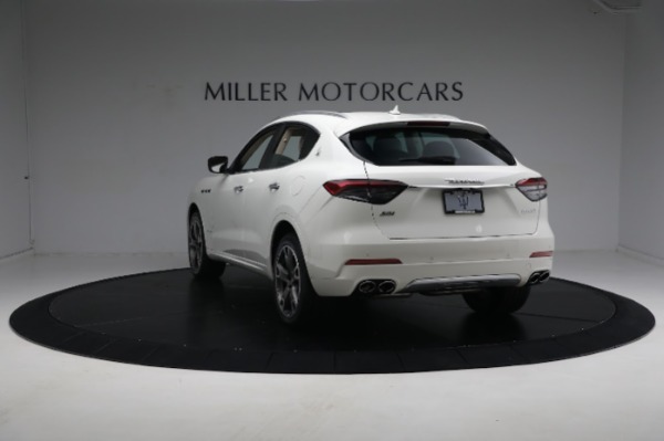 Used 2021 Maserati Levante S GranLusso for sale $62,900 at Alfa Romeo of Greenwich in Greenwich CT 06830 12