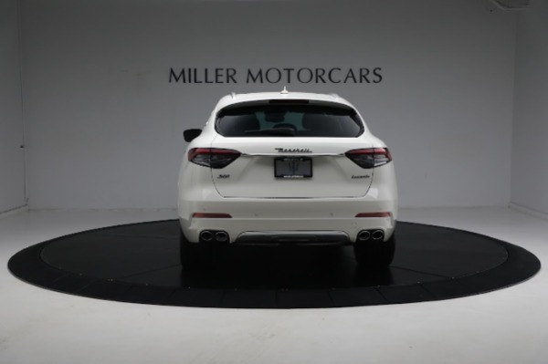 Used 2021 Maserati Levante S GranLusso for sale $62,900 at Alfa Romeo of Greenwich in Greenwich CT 06830 14