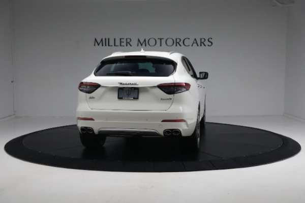 Used 2021 Maserati Levante S GranLusso for sale $62,900 at Alfa Romeo of Greenwich in Greenwich CT 06830 15