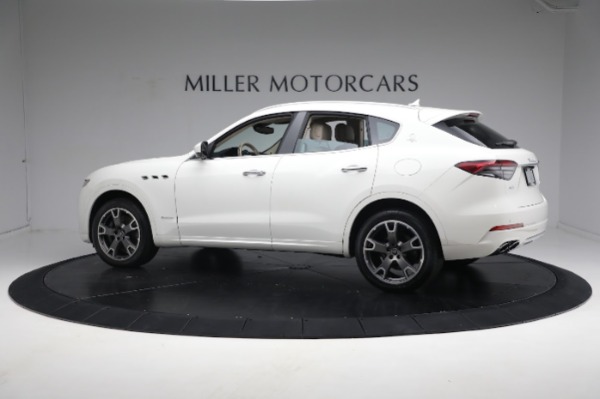 Used 2021 Maserati Levante S GranLusso for sale $62,900 at Alfa Romeo of Greenwich in Greenwich CT 06830 9