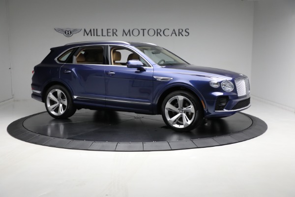 New 2023 Bentley Bentayga V8 for sale $238,450 at Alfa Romeo of Greenwich in Greenwich CT 06830 12