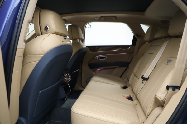 Used 2023 Bentley Bentayga V8 for sale $183,900 at Alfa Romeo of Greenwich in Greenwich CT 06830 19