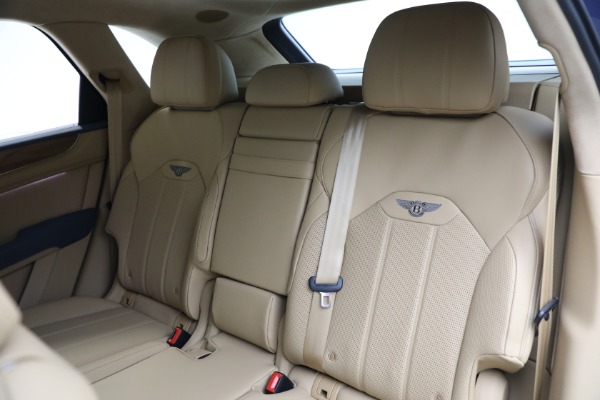 Used 2023 Bentley Bentayga V8 for sale $183,900 at Alfa Romeo of Greenwich in Greenwich CT 06830 20