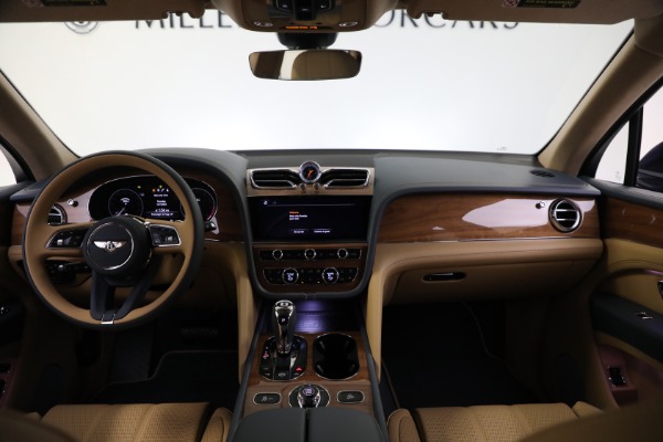 Used 2023 Bentley Bentayga V8 for sale $183,900 at Alfa Romeo of Greenwich in Greenwich CT 06830 21