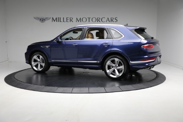 New 2023 Bentley Bentayga V8 for sale $235,300 at Alfa Romeo of Greenwich in Greenwich CT 06830 3
