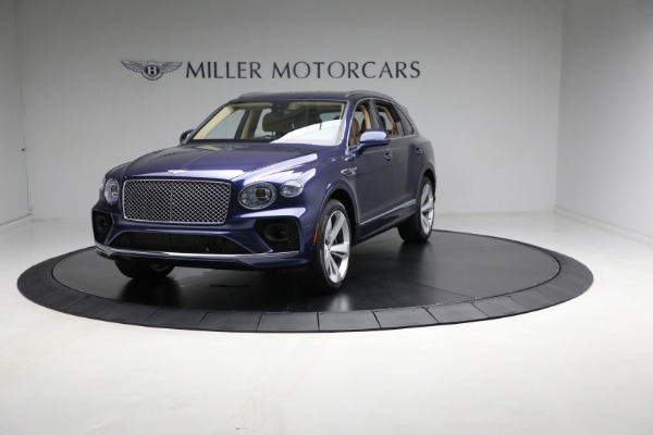 New 2023 Bentley Bentayga V8 for sale $238,450 at Alfa Romeo of Greenwich in Greenwich CT 06830 1