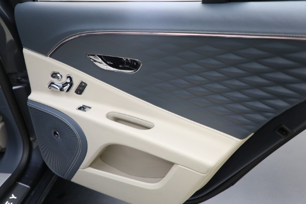 New 2024 Bentley Flying Spur Azure V8 for sale Sold at Alfa Romeo of Greenwich in Greenwich CT 06830 27