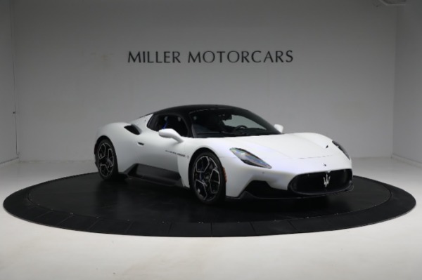 Used 2022 Maserati MC20 for sale $194,900 at Alfa Romeo of Greenwich in Greenwich CT 06830 22