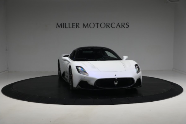 Used 2022 Maserati MC20 for sale $194,900 at Alfa Romeo of Greenwich in Greenwich CT 06830 24