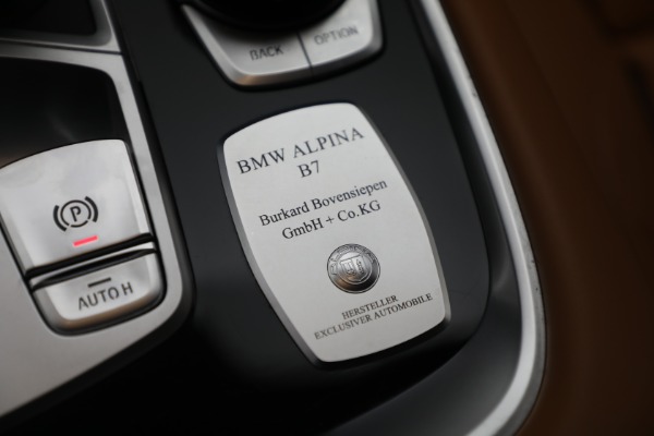 Used 2022 BMW 7 Series ALPINA B7 xDrive for sale $109,900 at Alfa Romeo of Greenwich in Greenwich CT 06830 22