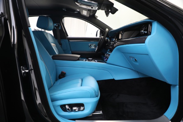 Used 2024 Rolls-Royce Black Badge Ghost for sale $369,900 at Alfa Romeo of Greenwich in Greenwich CT 06830 27