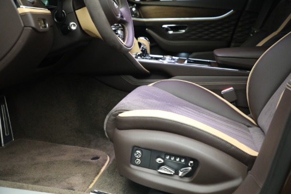 Used 2023 Bentley Flying Spur Speed for sale $289,900 at Alfa Romeo of Greenwich in Greenwich CT 06830 15