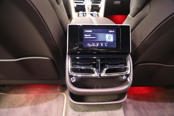 Used 2023 Bentley Flying Spur Speed for sale $289,900 at Alfa Romeo of Greenwich in Greenwich CT 06830 26