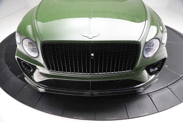 Used 2023 Bentley Bentayga EWB Azure V8 for sale Sold at Alfa Romeo of Greenwich in Greenwich CT 06830 21