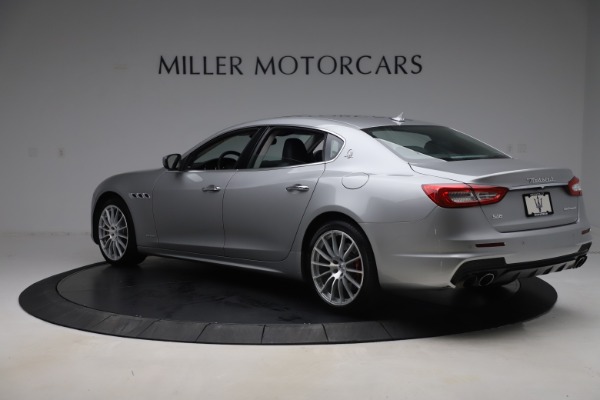 Used 2017 Maserati Quattroporte S Q4 GranSport for sale Sold at Alfa Romeo of Greenwich in Greenwich CT 06830 4