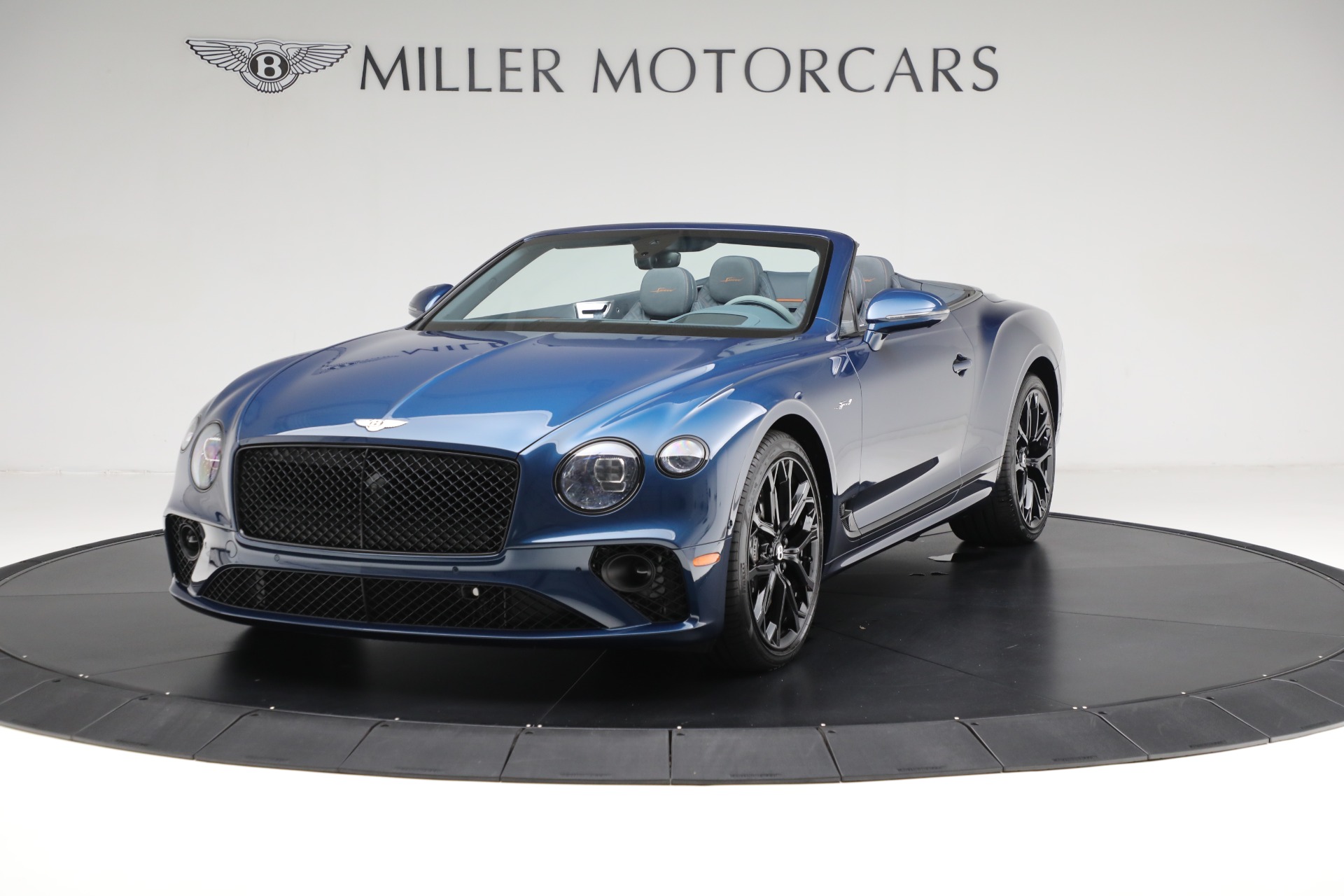 Used 2023 Bentley Continental GTC Speed for sale $324,900 at Alfa Romeo of Greenwich in Greenwich CT 06830 1
