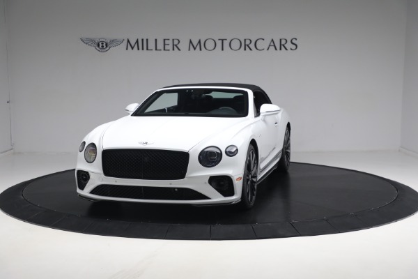 Used 2023 Bentley Continental GTC Speed for sale $324,900 at Alfa Romeo of Greenwich in Greenwich CT 06830 16