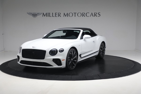 Used 2023 Bentley Continental GTC Speed for sale $324,900 at Alfa Romeo of Greenwich in Greenwich CT 06830 17