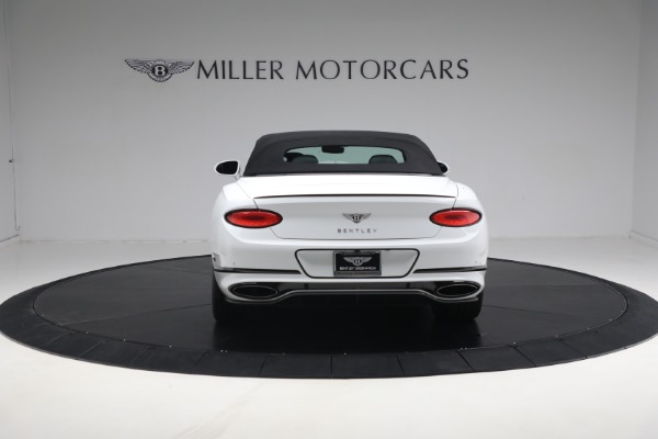 Used 2023 Bentley Continental GTC Speed for sale $324,900 at Alfa Romeo of Greenwich in Greenwich CT 06830 23