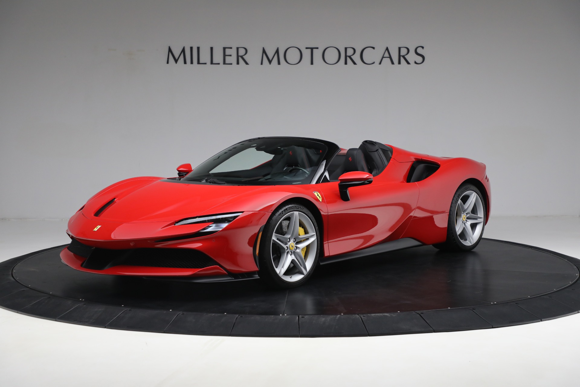 Used 2023 Ferrari SF90 Spider for sale $729,900 at Alfa Romeo of Greenwich in Greenwich CT 06830 1