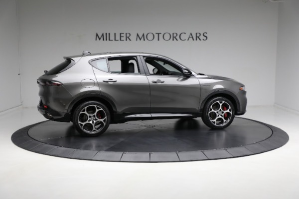 New 2024 Alfa Romeo Tonale Veloce for sale Sold at Alfa Romeo of Greenwich in Greenwich CT 06830 17