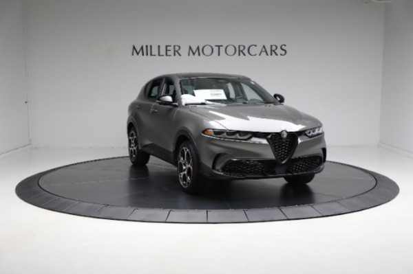 New 2024 Alfa Romeo Tonale Veloce for sale Sold at Alfa Romeo of Greenwich in Greenwich CT 06830 22