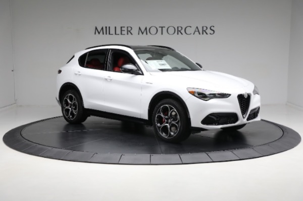 New 2024 Alfa Romeo Stelvio Veloce for sale Sold at Alfa Romeo of Greenwich in Greenwich CT 06830 22