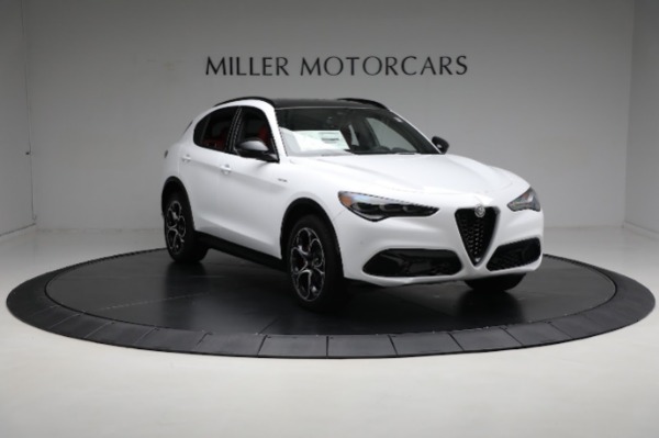 New 2024 Alfa Romeo Stelvio Veloce for sale Sold at Alfa Romeo of Greenwich in Greenwich CT 06830 23