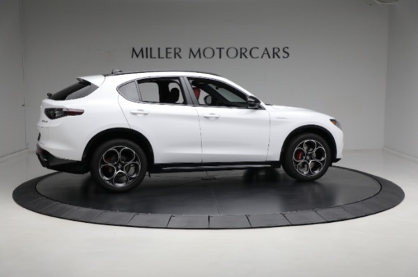 New 2024 Alfa Romeo Stelvio Veloce for sale $57,420 at Alfa Romeo of Greenwich in Greenwich CT 06830 15