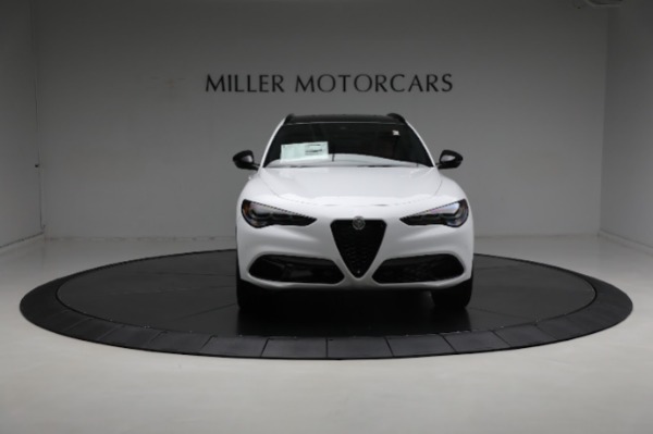 New 2024 Alfa Romeo Stelvio Veloce for sale $57,420 at Alfa Romeo of Greenwich in Greenwich CT 06830 21