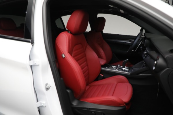 New 2024 Alfa Romeo Stelvio Veloce for sale Sold at Alfa Romeo of Greenwich in Greenwich CT 06830 25