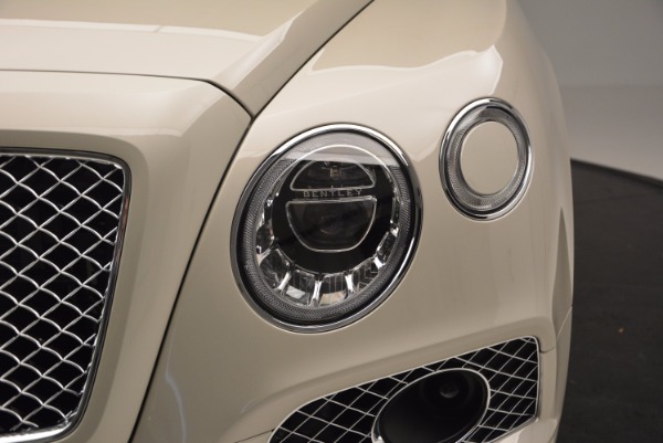 Used 2017 Bentley Bentayga for sale Sold at Alfa Romeo of Greenwich in Greenwich CT 06830 11