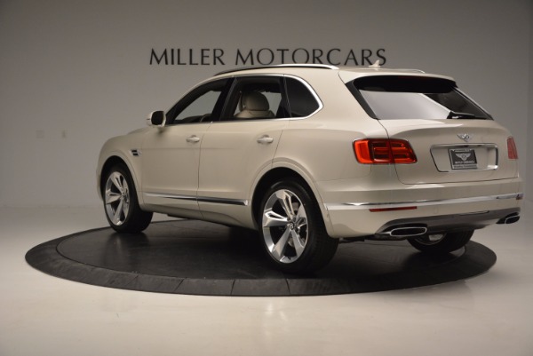 Used 2017 Bentley Bentayga for sale Sold at Alfa Romeo of Greenwich in Greenwich CT 06830 4