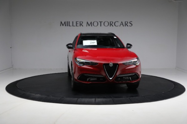 New 2024 Alfa Romeo Stelvio Ti for sale $53,895 at Alfa Romeo of Greenwich in Greenwich CT 06830 22