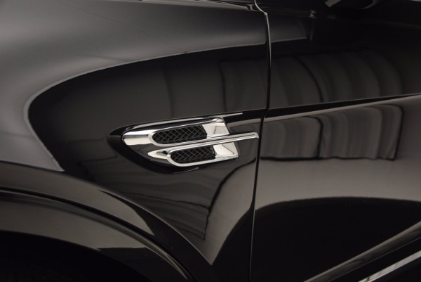 Used 2017 Bentley Bentayga W12 for sale Sold at Alfa Romeo of Greenwich in Greenwich CT 06830 16