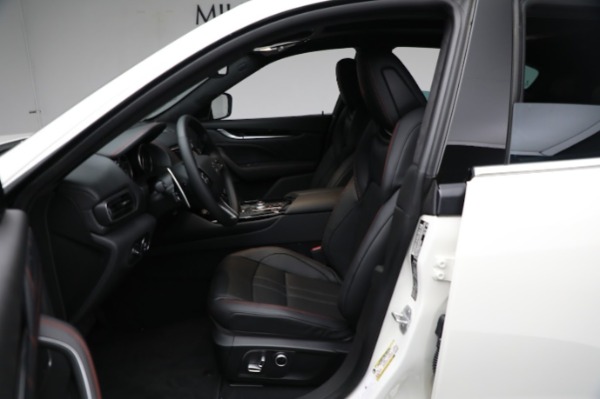 New 2024 Maserati Levante GT for sale Sold at Alfa Romeo of Greenwich in Greenwich CT 06830 26